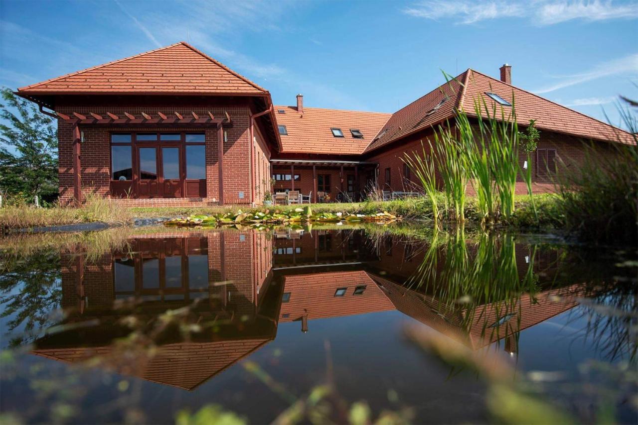 Naturpark Vendeghaz Alsoszolnok Buitenkant foto